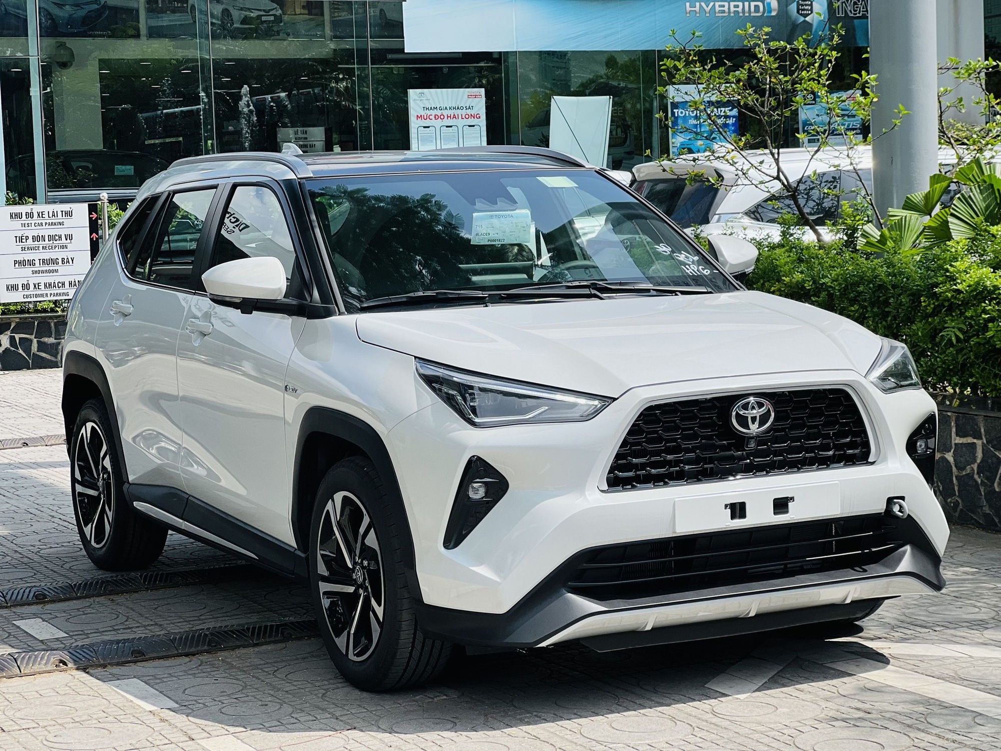 Mitsubishi Xforce so kè Toyota Yaris Cross đến phút cuối: Tưởng chừng buông xuôi nhưng cuộc đua chưa ngã ngũ- Ảnh 4. Mitsubishi Xforce so kè Toyota Yaris Cross đến phút cuối: Tưởng chừng buông xuôi nhưng cuộc đua chưa ngã ngũ- Ảnh 4.