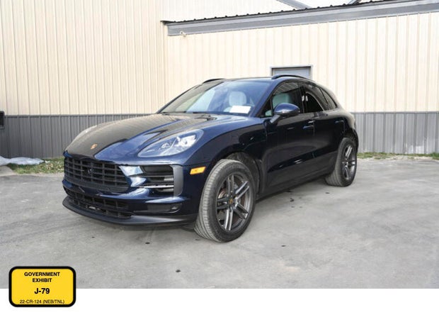 Từ bữa ăn của trẻ em nghèo đến siêu xe, biệt thự, kỳ nghỉ xa hoa: Đại án lật mặt đường dây "rút ruột" tiền từ thiện gây chấn động- Ảnh 2. Từ bữa ăn của trẻ em nghèo đến siêu xe, biệt thự, kỳ nghỉ xa hoa: Đại án lật mặt đường dây "rút ruột" tiền từ thiện gây chấn động- Ảnh 2.