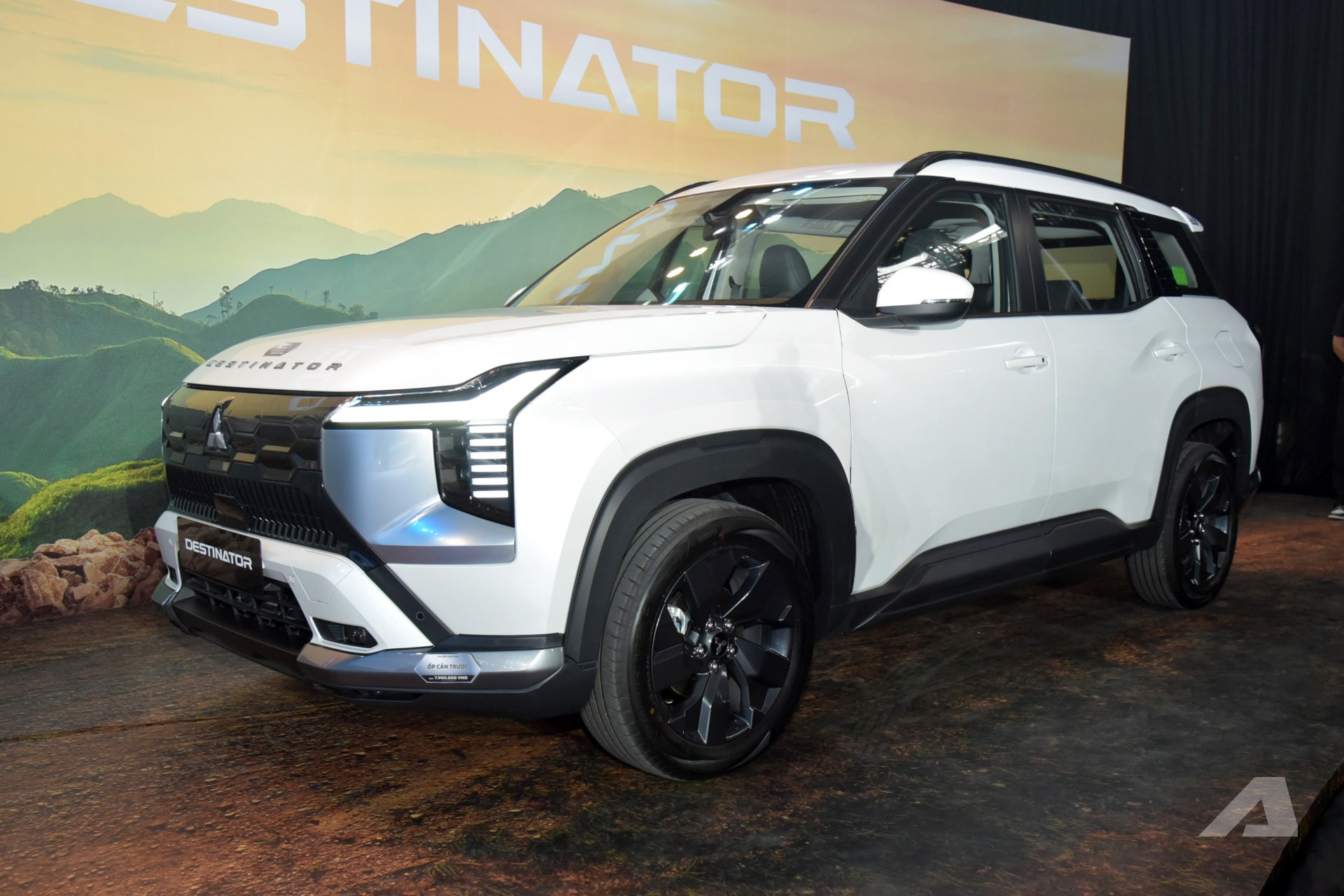 Chênh giá chỉ gần 1 chiếc SH, Mitsubishi Destinator có ‘cướp sân’ Xforce tại Việt Nam?- Ảnh 1.