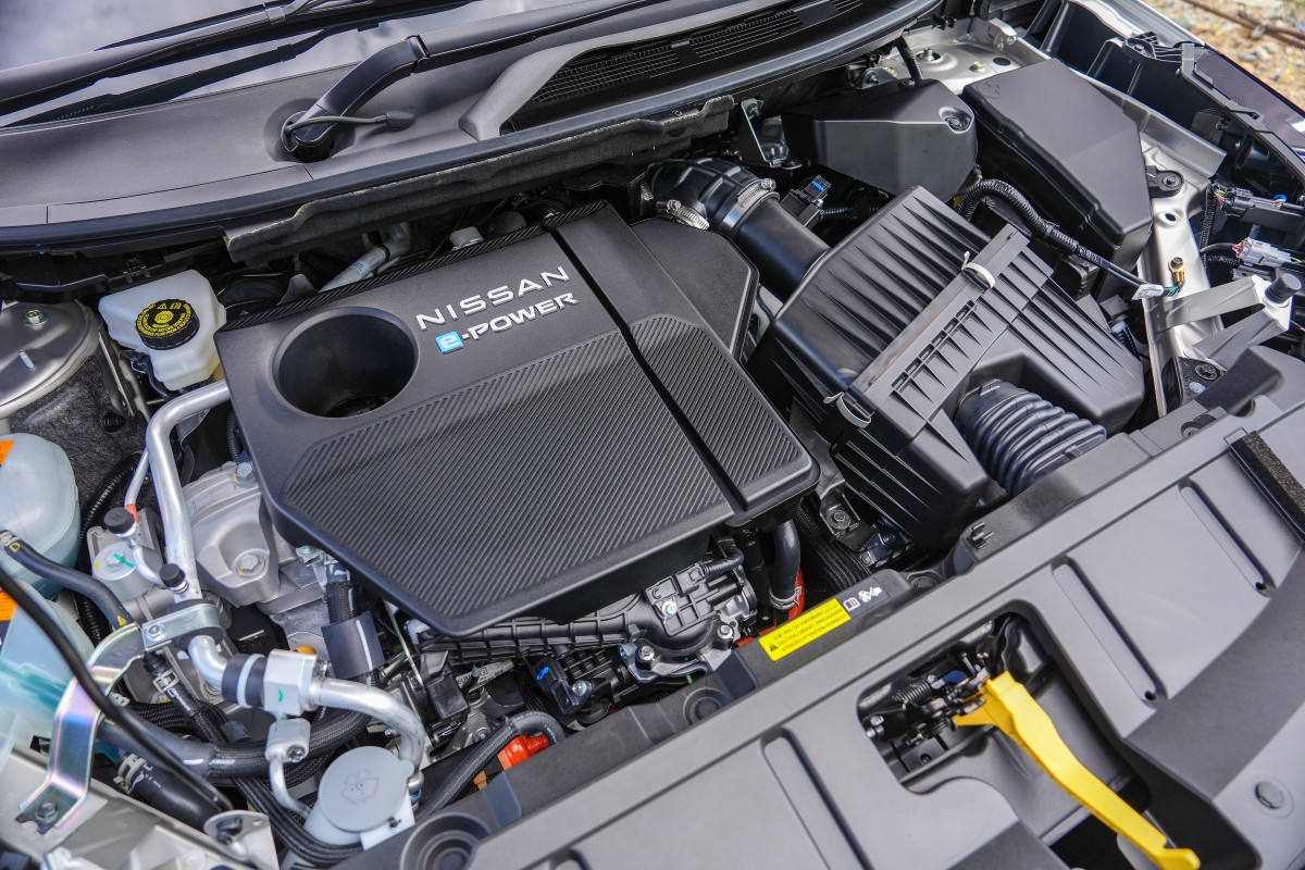 Nissan X-Trail 2026 ra mắt gần Việt Nam: Giá quy đổi 1,4 tỷ đồng, 1 bản có nhiều trang bị ‘ăn chơi’, động cơ hybrid đấu CR-V- Ảnh 16. Nissan X-Trail 2026 ra mắt gần Việt Nam: Giá quy đổi 1,4 tỷ đồng, 1 bản có nhiều trang bị ‘ăn chơi’, động cơ hybrid đấu CR-V- Ảnh 16.