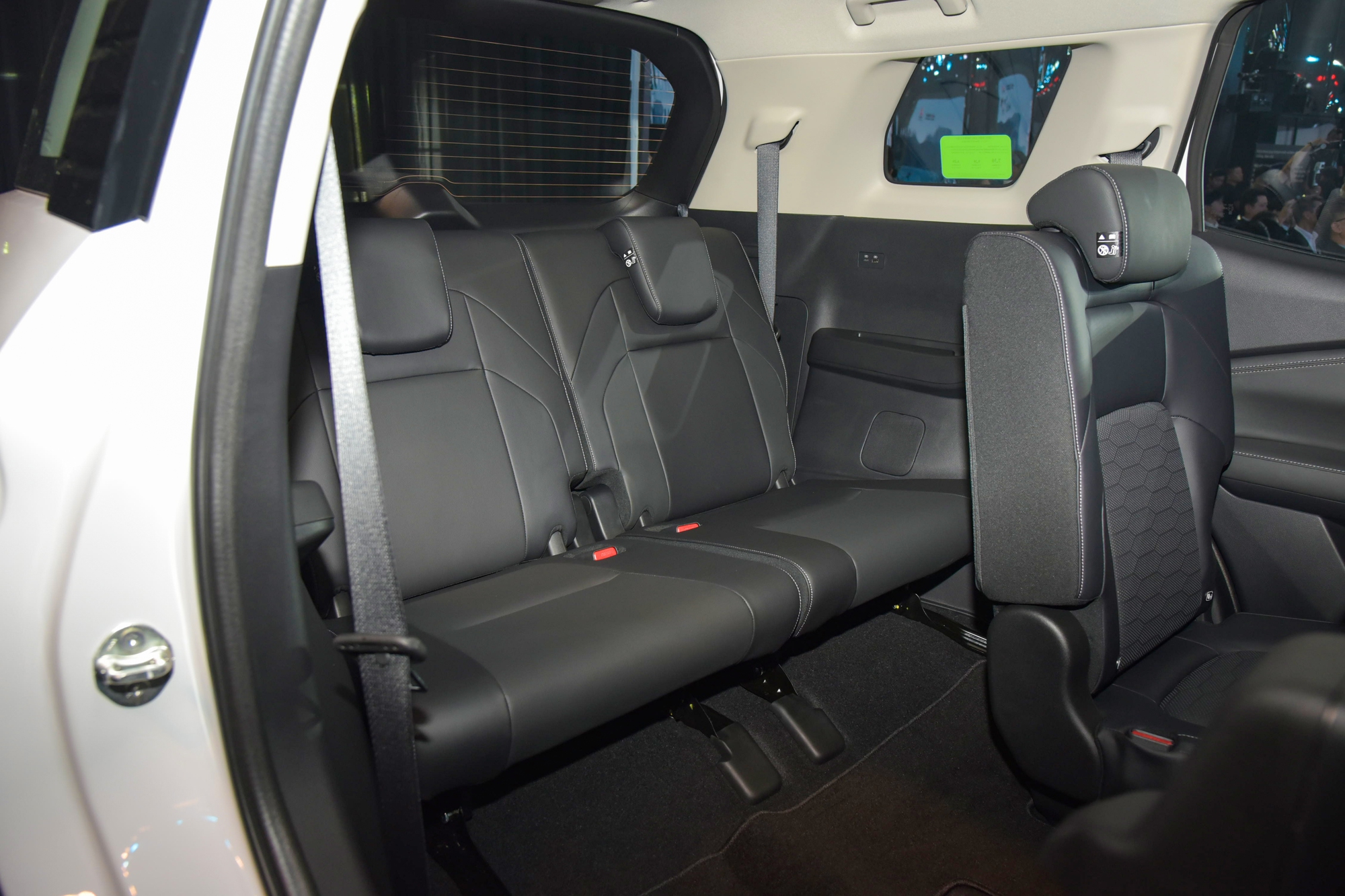 Cầm lái Mitsubishi Destinator: 6 bài sa hình ‘khét lẹt’ này biết luôn xe cầu trước 1.5L 7 chỗ thật sự sẽ thế nào!- Ảnh 19.