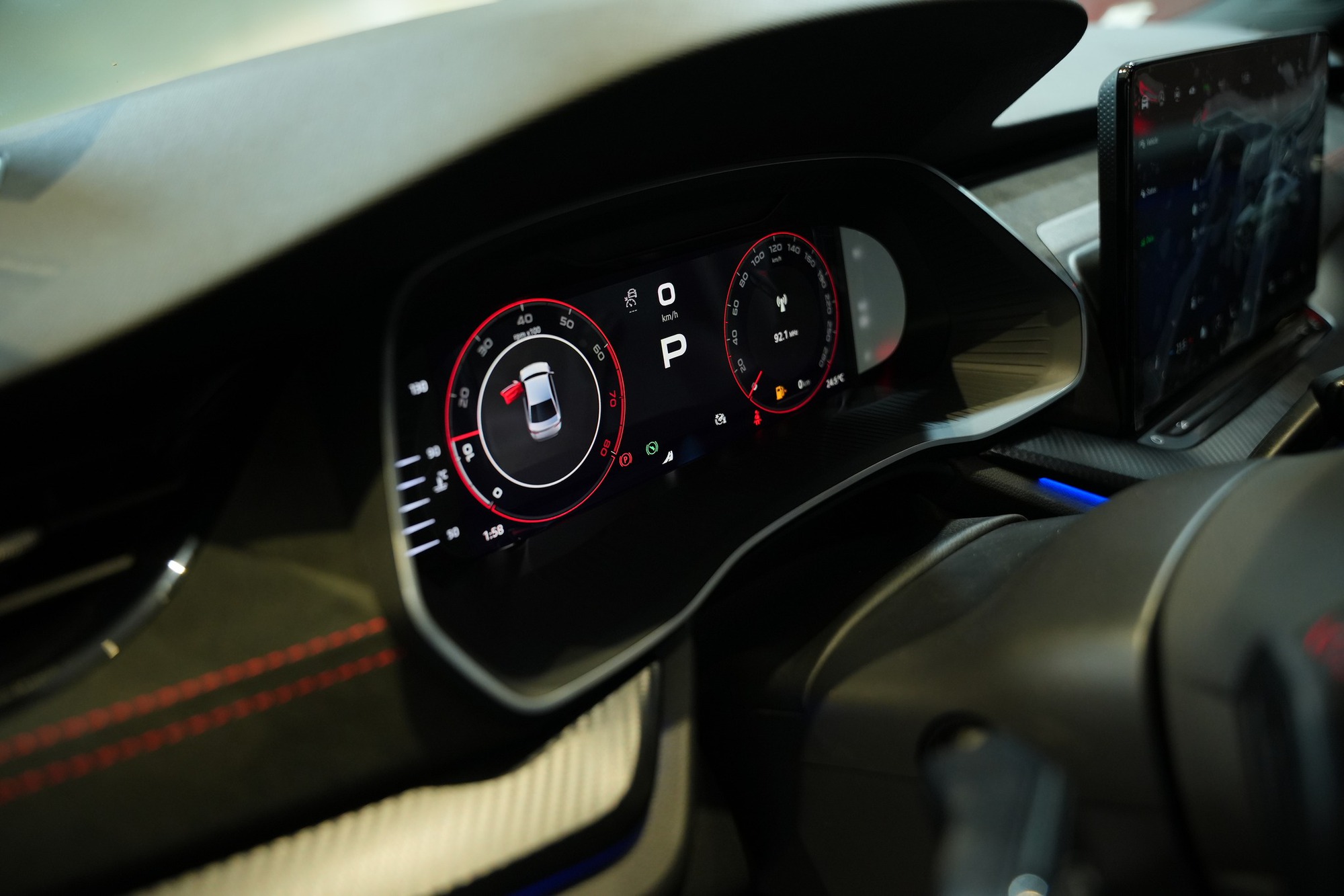 Skoda Octavia RS chốt gi&aacute; 1,608 tỷ đồng tại Việt Nam: Rẻ hơn WRX, c&oacute; ADAS, treo th&iacute;ch ứng c&ugrave;ng nhiều &lsquo;đồ chơi&rsquo; khủng cho d&acirc;n m&ecirc; l&aacute;i- Ảnh 15.