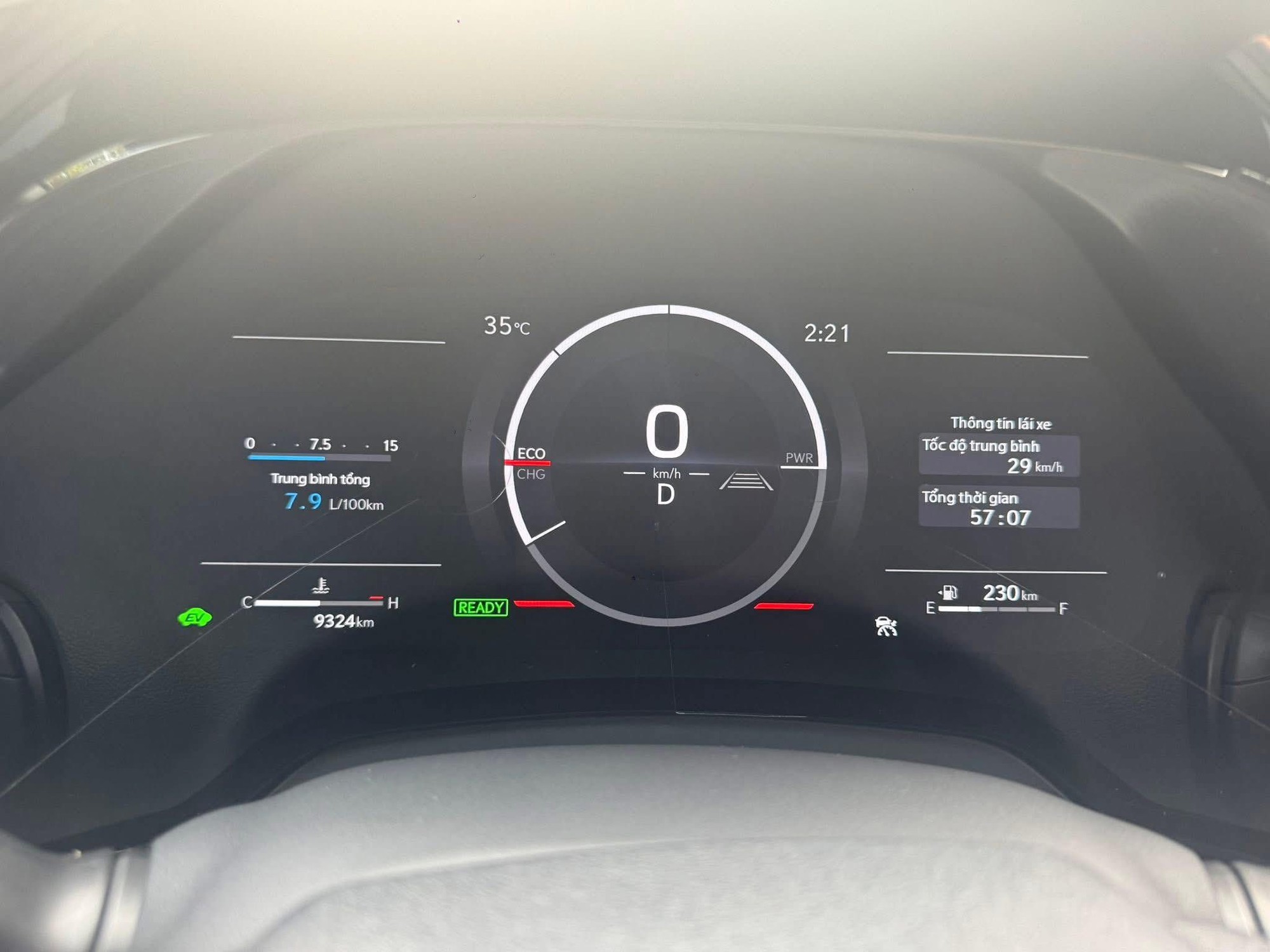 Giữ gi&aacute; như Lexus: RX 500h đi hơn 9.000km b&aacute;n lại gần bằng gi&aacute; lăn b&aacute;nh xe mới, c&ograve;n nguy&ecirc;n bảo h&agrave;nh ch&iacute;nh h&atilde;ng- Ảnh 6.