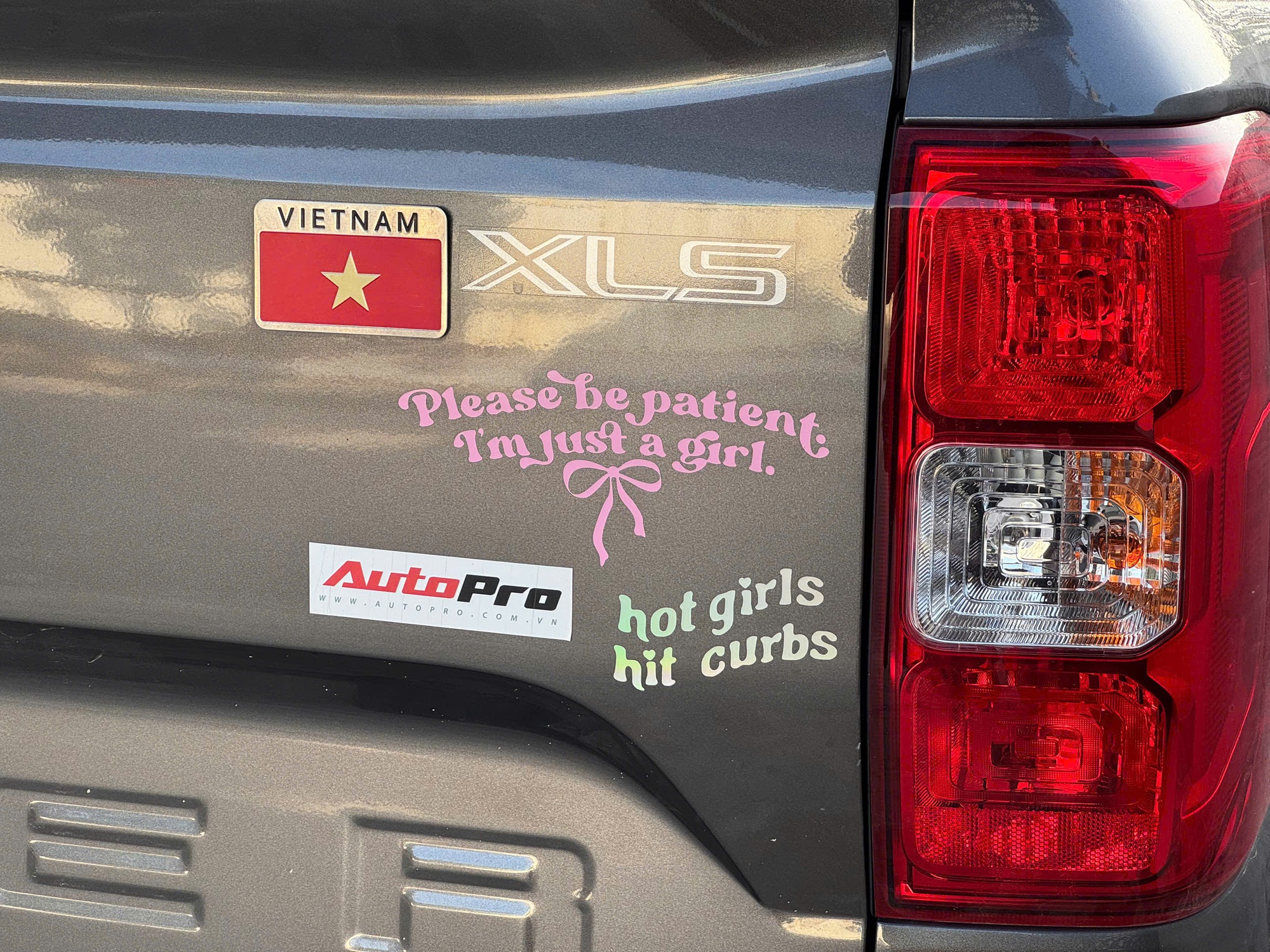 Thử mua phụ kiện &ocirc; t&ocirc; online: M&oacute;n ổn, m&oacute;n phải mang ra cửa h&agrave;ng l&agrave;m lại- Ảnh 4.