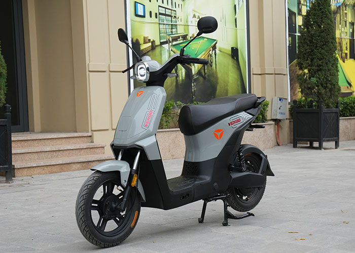 Rộn ràng thị trường xe máy phổ thông Việt Nam 2025: Tay ga chiếm sóng, có ‘ông lớn’ tung cả combo xăng - điện ở nhiều phân khúc- Ảnh 18. Rộn ràng thị trường xe máy phổ thông Việt Nam 2025: Tay ga chiếm sóng, có ‘ông lớn’ tung cả combo xăng - điện ở nhiều phân khúc- Ảnh 18.