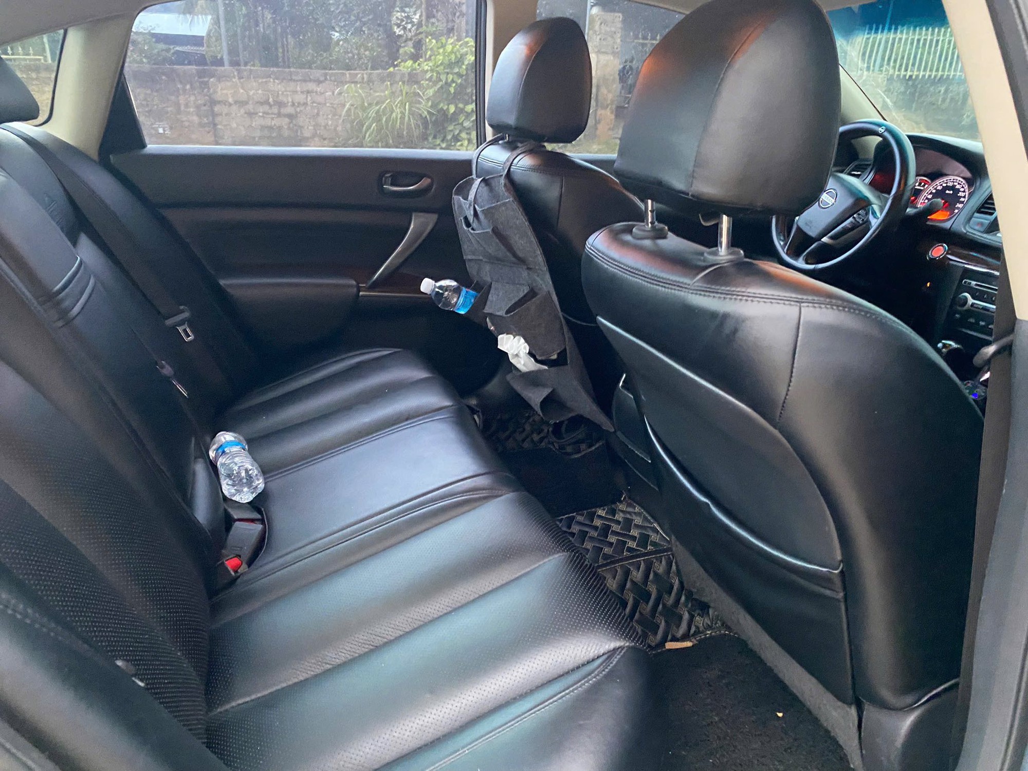 Từng l&agrave; đối thủ của Camry với gi&aacute; gần tỷ bạc nhưng mẫu Nissan n&agrave;y giờ b&aacute;n lại chưa đến 250 triệu đồng- Ảnh 5.