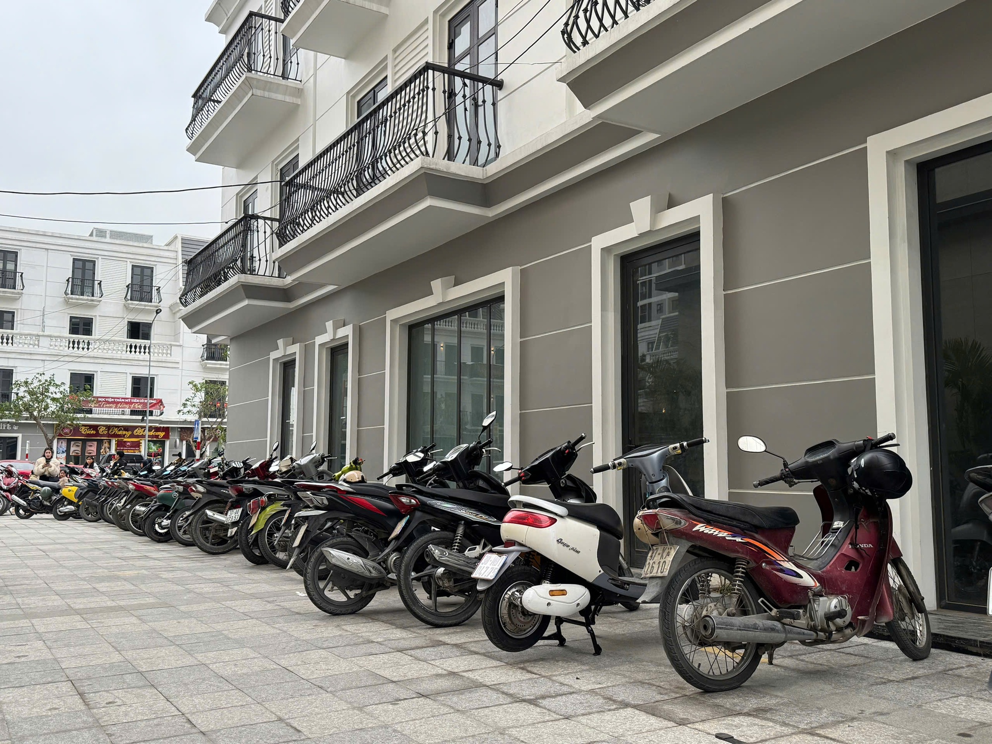 Mua xe máy online: ‘Chỉ dành cho người rành xe có nhiều kinh nghiệm’- Ảnh 4. Mua xe máy online: ‘Chỉ dành cho người rành xe có nhiều kinh nghiệm’- Ảnh 4.