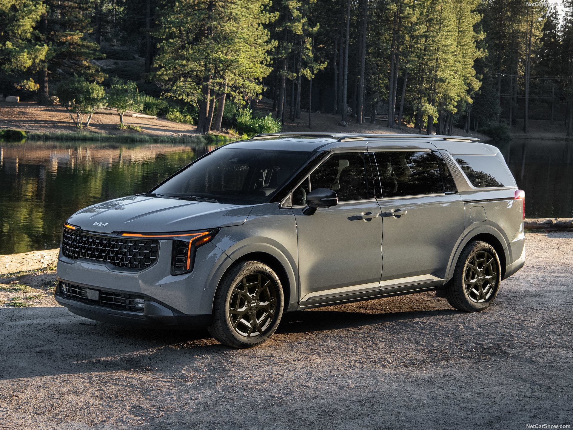 Chủ xe Kia Carnival đ&acirc;m đơn kiện v&igrave; cửa trượt điện kh&ocirc;ng an to&agrave;n, h&atilde;ng b&aacute;c bỏ lỗi bằng l&yacute; do n&agrave;y- Ảnh 1.