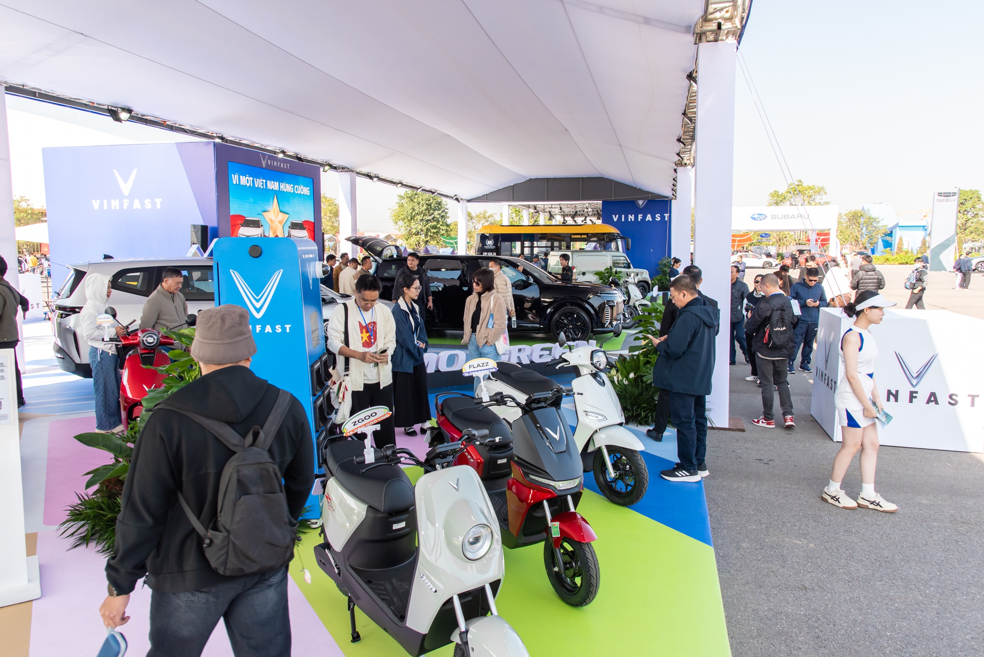 VinFast mang loạt xe hot đến trung tâm triển lãm lớn nhất Đông Nam Á: 10 ô tô, 12 xe máy, có mẫu tải điện đầu tiên thị trường- Ảnh 3. VinFast mang loạt xe hot đến trung tâm triển lãm lớn nhất Đông Nam Á: 10 ô tô, 12 xe máy, có mẫu tải điện đầu tiên thị trường- Ảnh 3.