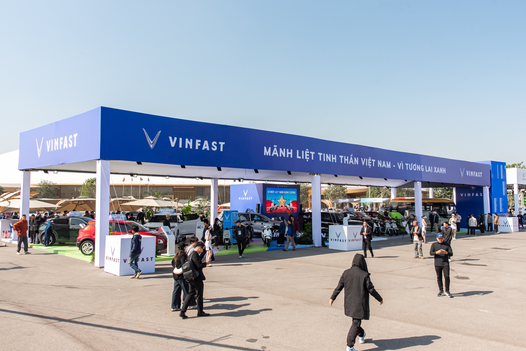 VinFast mang loạt xe hot đến trung tâm triển lãm lớn nhất Đông Nam Á: 10 ô tô, 12 xe máy, có mẫu tải điện đầu tiên thị trường- Ảnh 1. VinFast mang loạt xe hot đến trung tâm triển lãm lớn nhất Đông Nam Á: 10 ô tô, 12 xe máy, có mẫu tải điện đầu tiên thị trường- Ảnh 1.