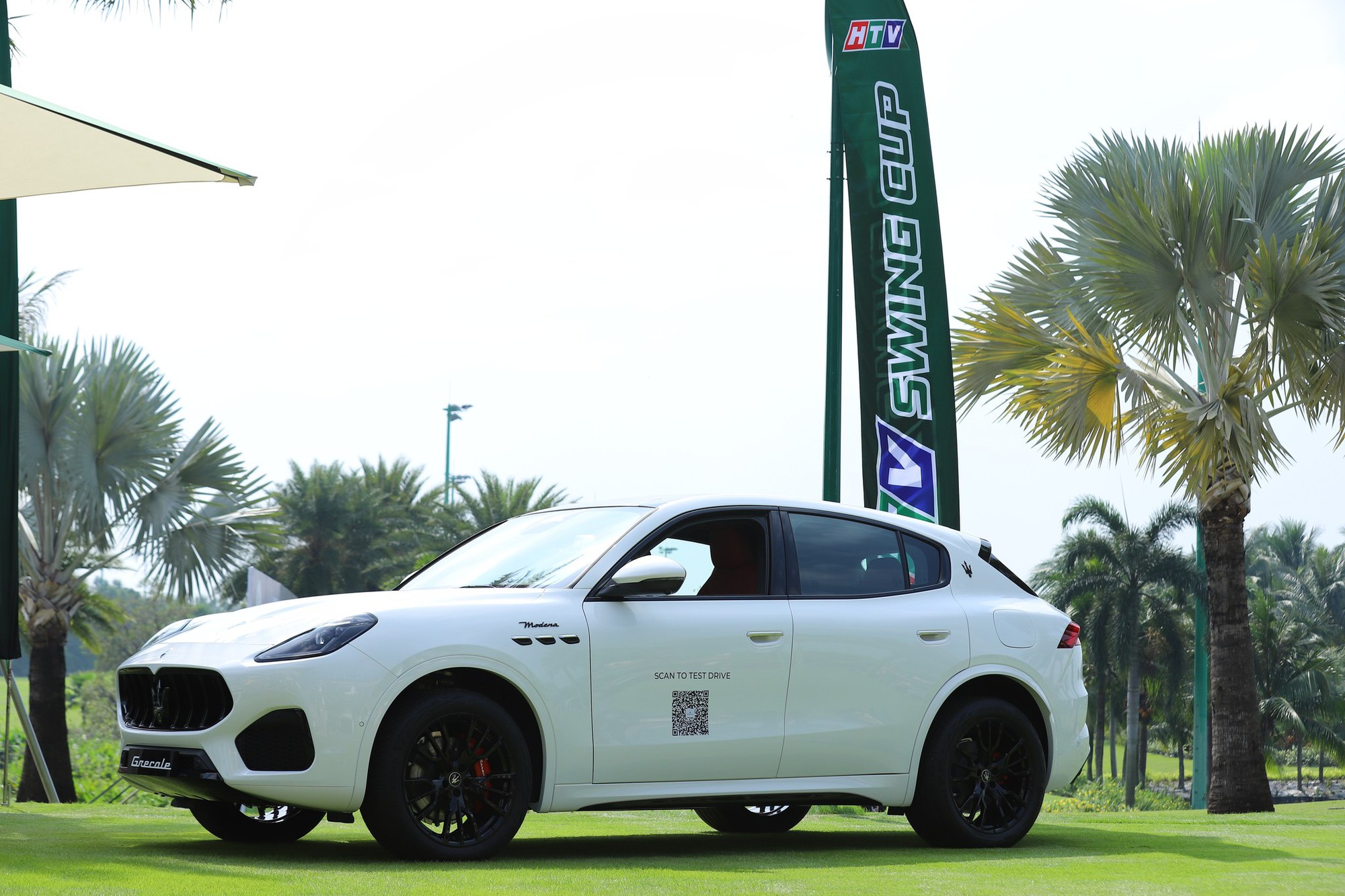 Một golfer thắng chiếc Maserati Grecale trị giá 4 tỷ đồng tại giải đấu HTV Swing Cup 2025- Ảnh 3. Một golfer thắng chiếc Maserati Grecale trị giá 4 tỷ đồng tại giải đấu HTV Swing Cup 2025- Ảnh 3.