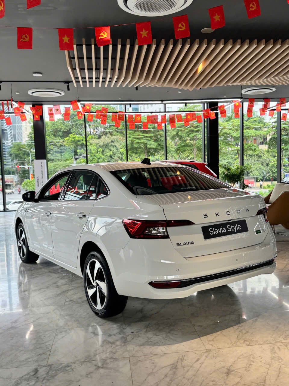 Sedan hạng B gầm cao như SUV: Skoda Slavia có gì ngoài thông số ‘lạ’ để đấu Vios hay City?- Ảnh 3. Sedan hạng B gầm cao như SUV: Skoda Slavia có gì ngoài thông số ‘lạ’ để đấu Vios hay City?- Ảnh 3.