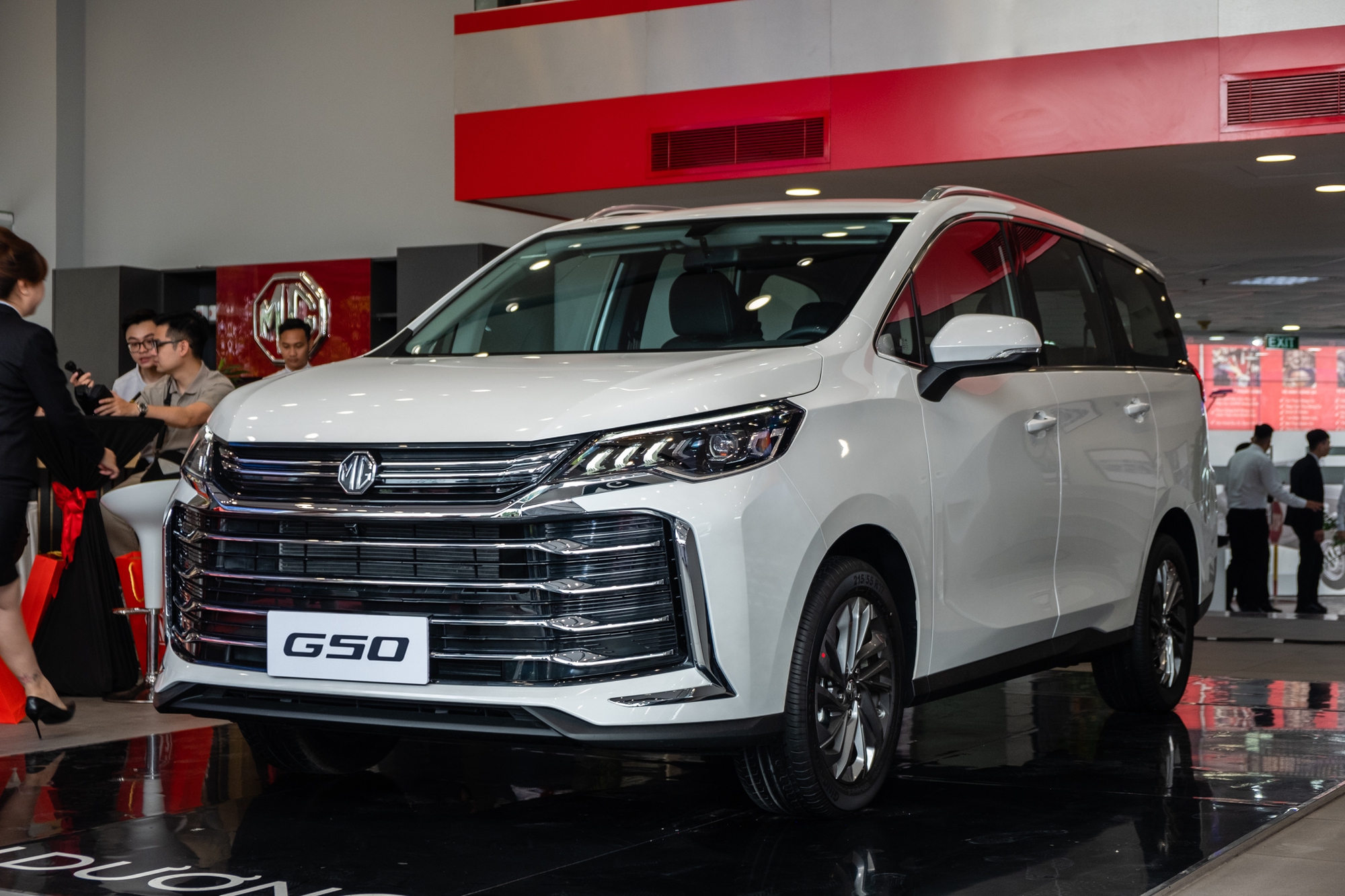 Đ&acirc;y l&agrave; 17 xe 7 chỗ mới ra mắt Việt Nam năm nay: Đa dạng cả SUV, MPV ở nhiều tầm gi&aacute;, động cơ từ xăng, dầu đến hybrid, điện- Ảnh 9.