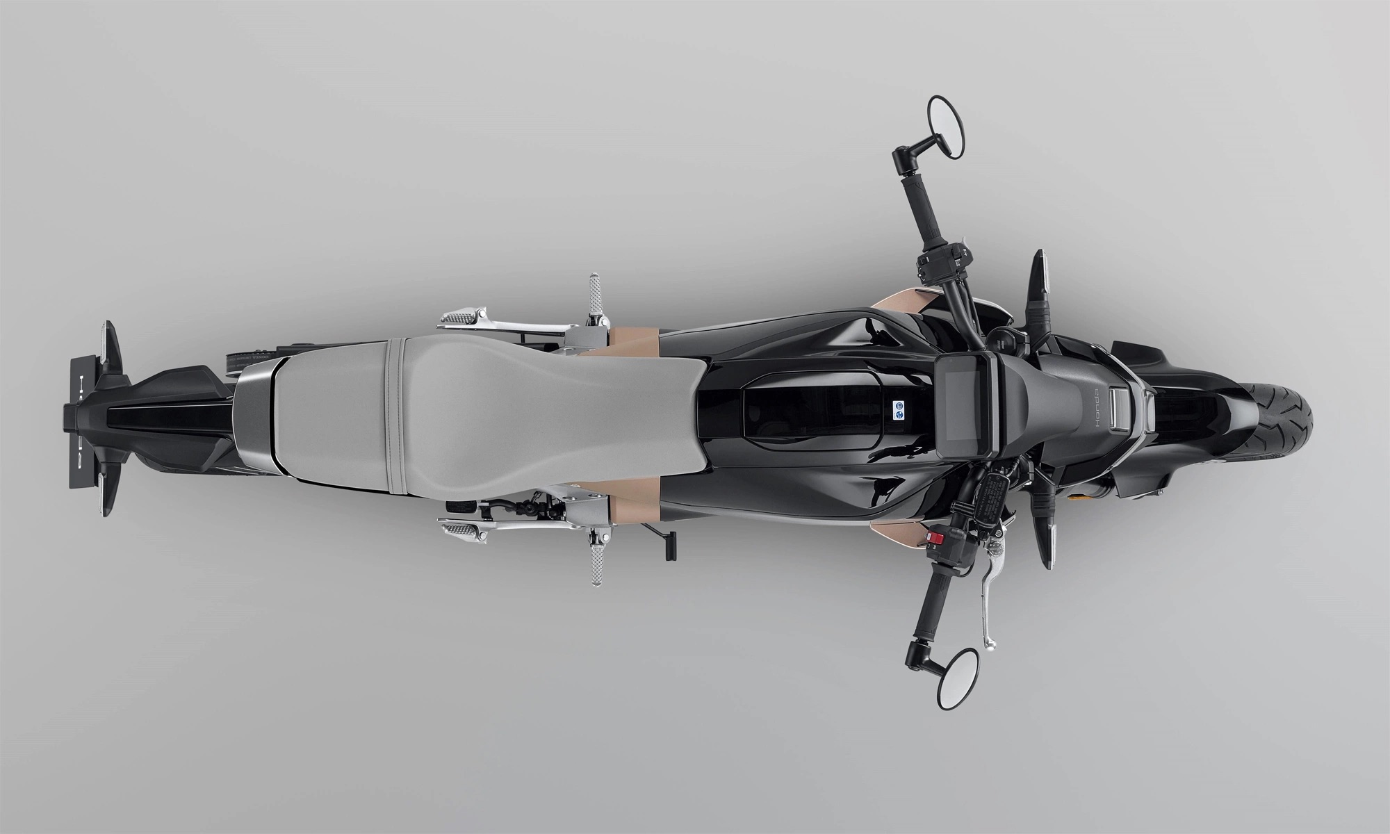 Mô tô điện mới của Honda được đăng ký tại Việt Nam: Mạnh hơn xe xăng 600cc, sạc nhanh như ô tô, đầy pin chạy hơn 150km- Ảnh 15. Mô tô điện mới của Honda được đăng ký tại Việt Nam: Mạnh hơn xe xăng 600cc, sạc nhanh như ô tô, đầy pin chạy hơn 150km- Ảnh 15.