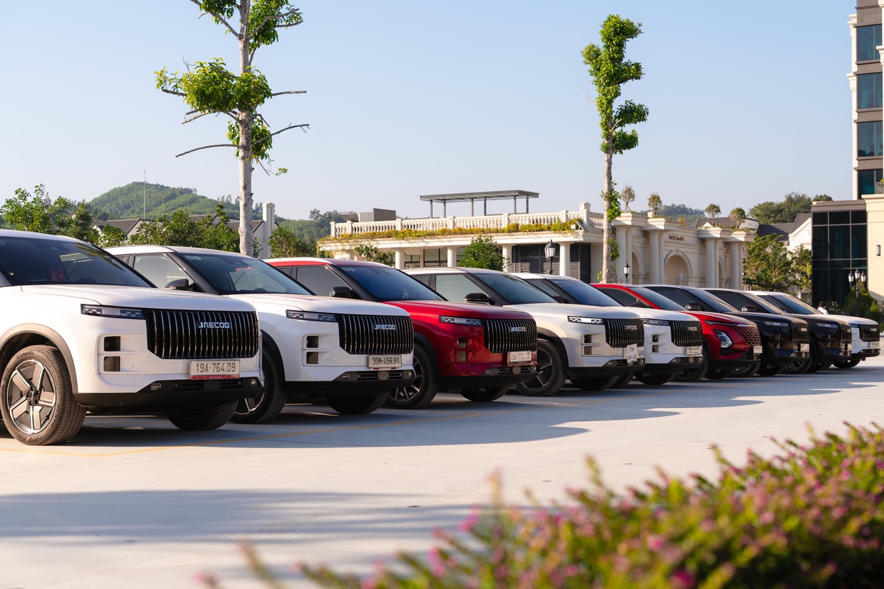 Chạy ‘nước rút’ cuối năm, Omoda & Jaecoo tăng mức khuyến mại: C5 rẻ ngang Morning, J7 ngang ngửa Destinator- Ảnh 4.