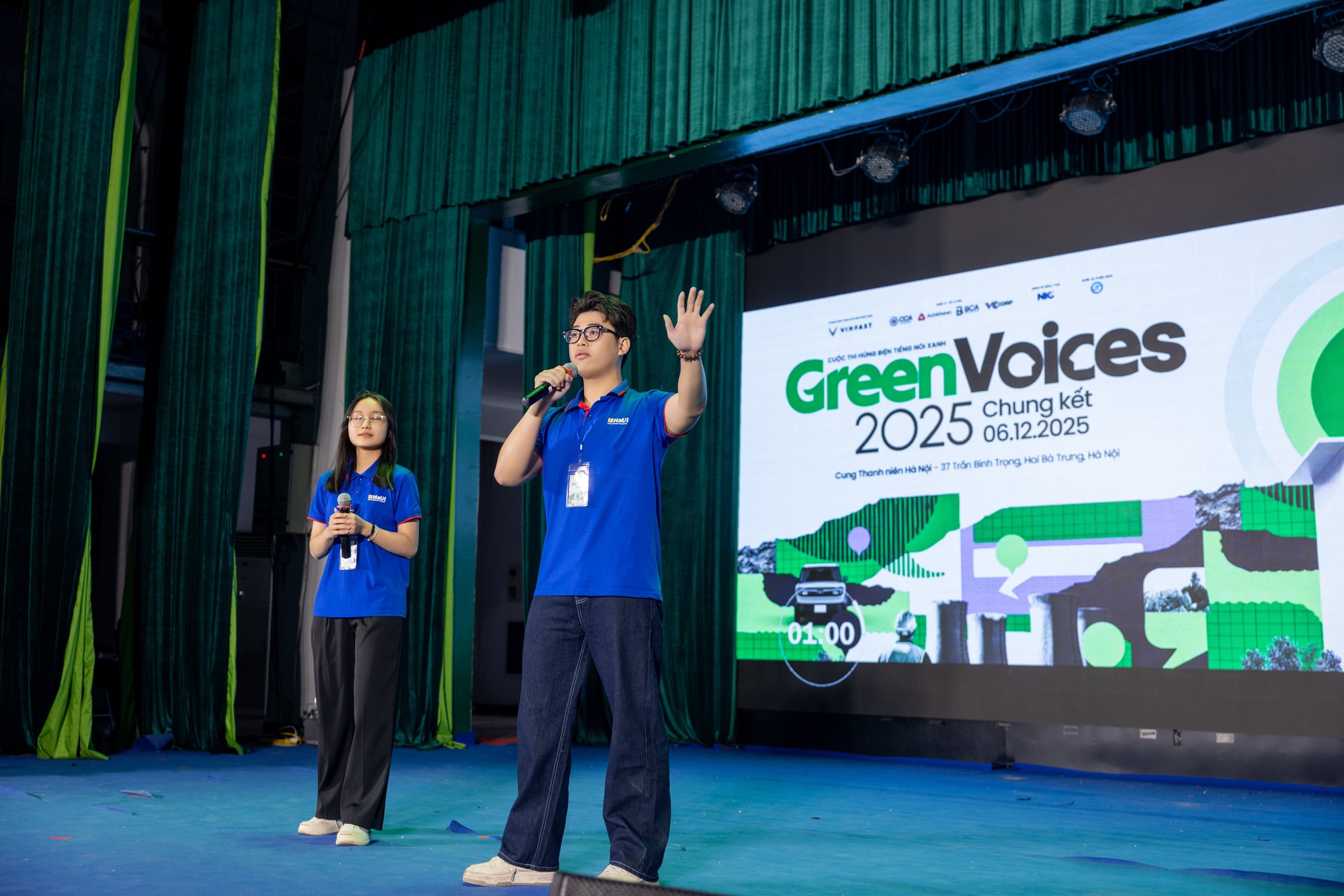 "Đáng sợ không phải công nghệ mới, mà là cách nghĩ cũ": Giới trẻ Hà Nội đặt lại vấn đề về tư duy đối với xe điện- Ảnh 1.