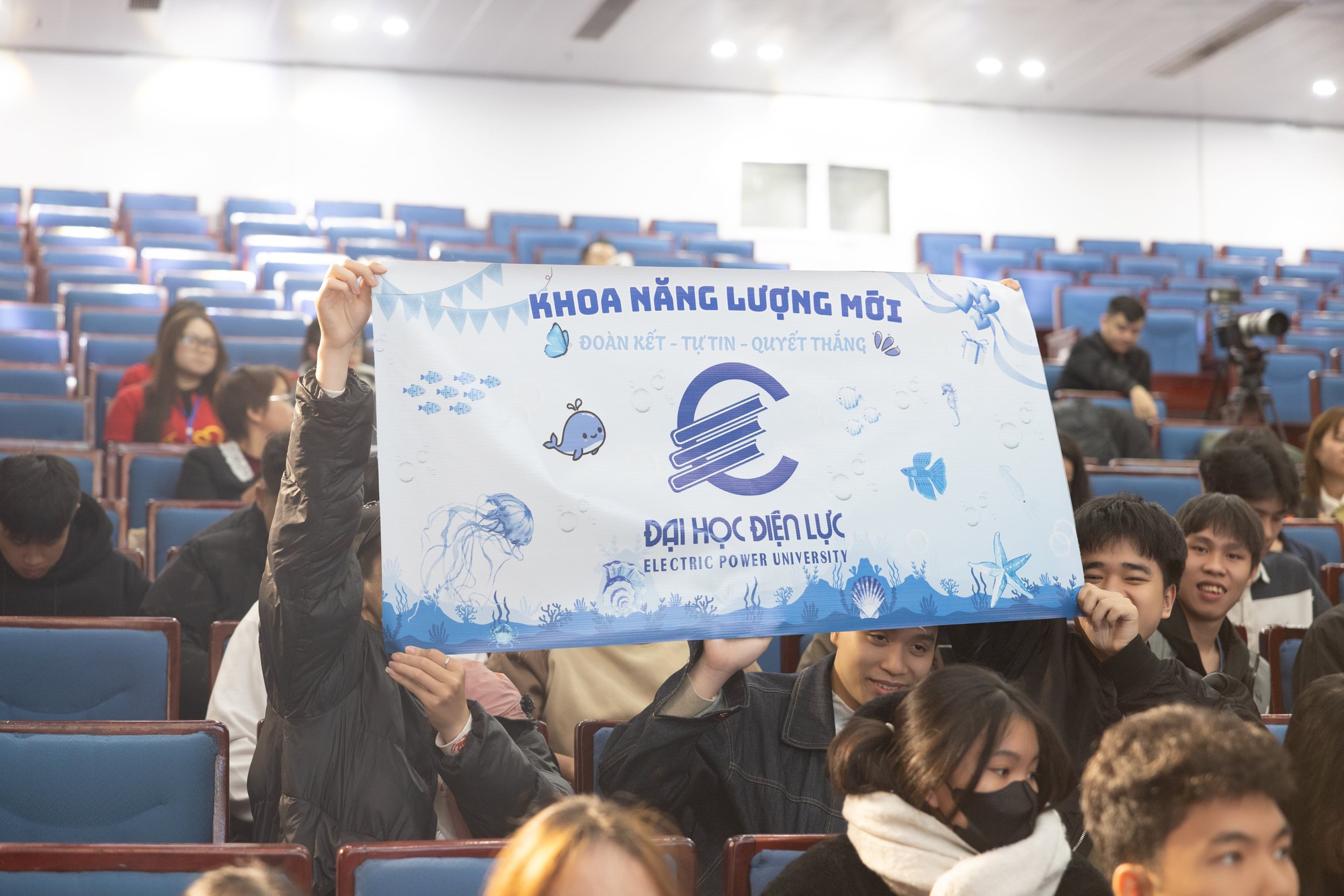 "Đáng sợ không phải công nghệ mới, mà là cách nghĩ cũ": Giới trẻ Hà Nội đặt lại vấn đề về tư duy đối với xe điện- Ảnh 8.