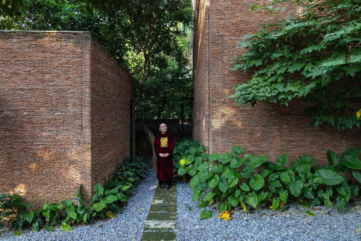 Chiếc xe gây sốt của “Vua hài đất Bắc” Xuân Hinh- Ảnh 3.