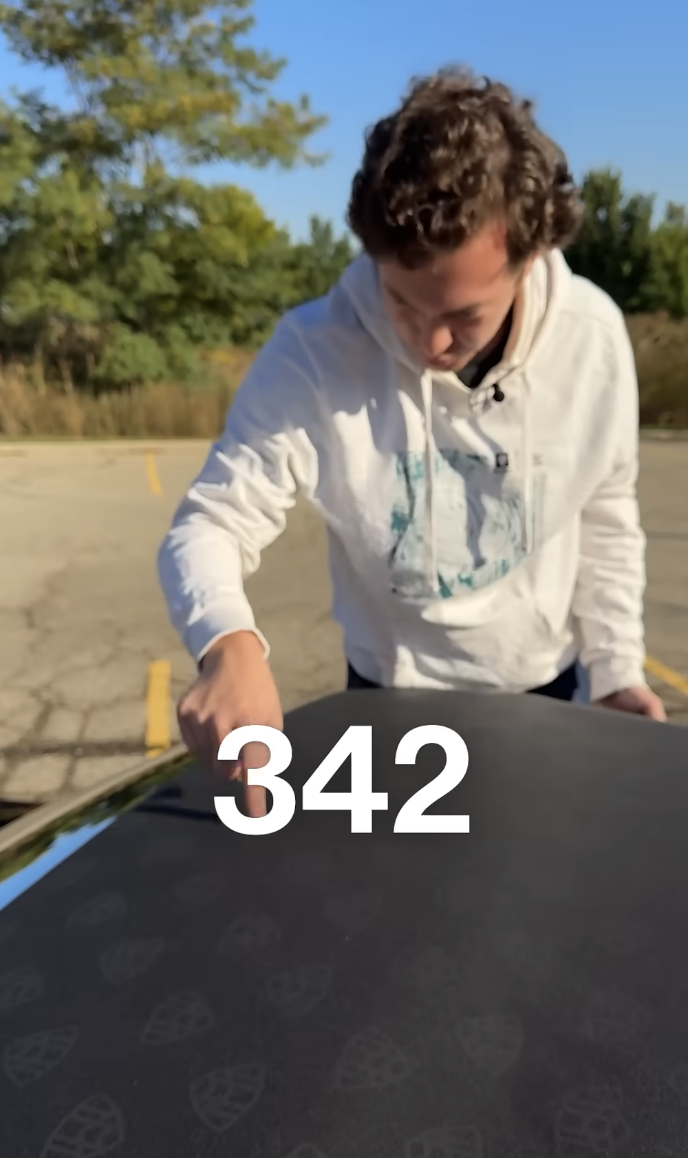 Bạn có thể bị ám ảnh khi đếm hết hết số lượng logo Maybach trên chiếc xe này: Không chỉ in trên xe mà còn giấu ở nhiều ‘chỗ hiểm’- Ảnh 2. Bạn có thể bị ám ảnh khi đếm hết hết số lượng logo Maybach trên chiếc xe này: Không chỉ in trên xe mà còn giấu ở nhiều ‘chỗ hiểm’- Ảnh 2.