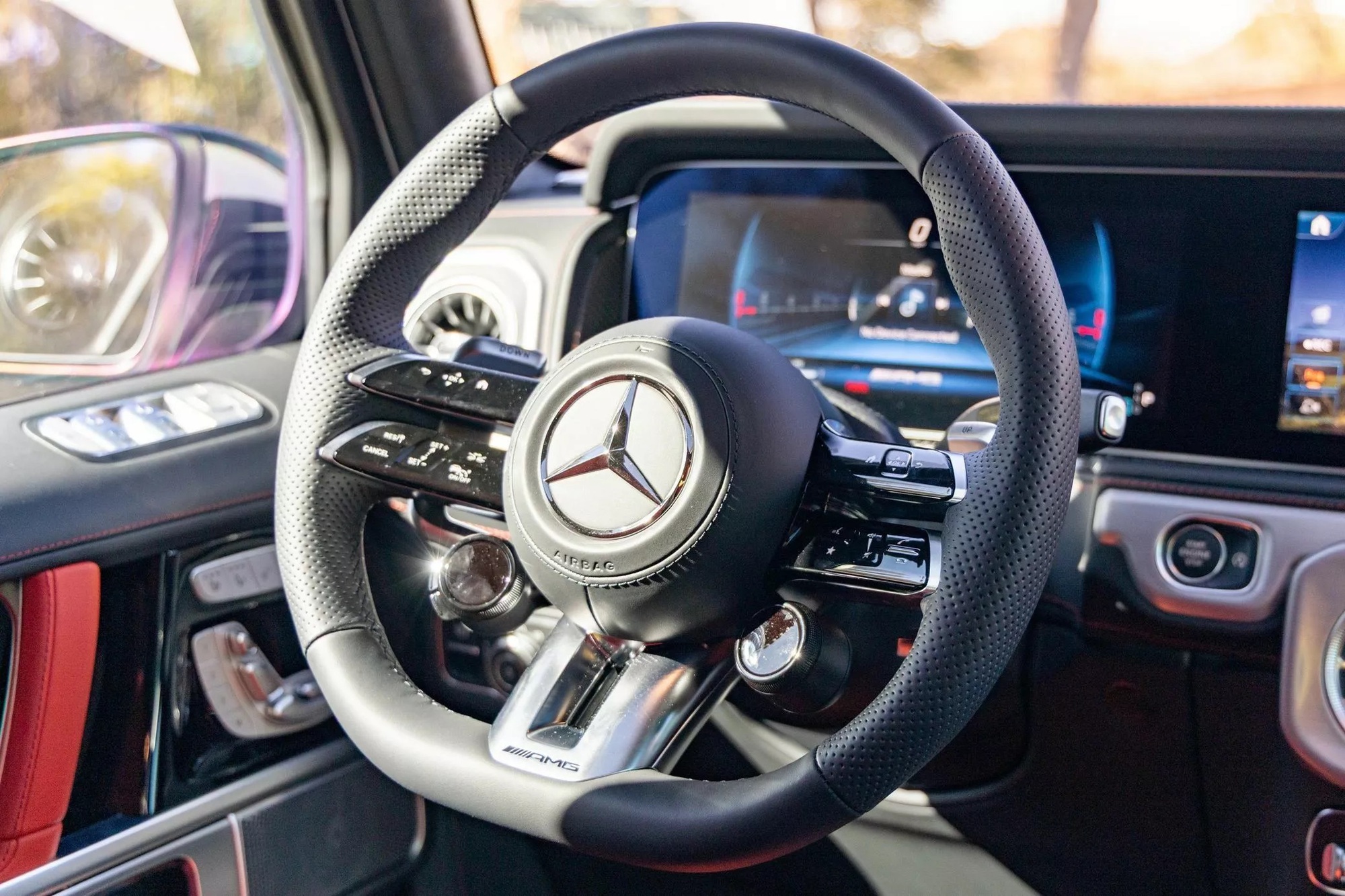 Nhiều người mua G 63 ‘đập hộp’ bán lỗ nhưng chủ xe này thì không: Đi cả tháng bán vẫn lãi được chiếc Camry, bí kíp ở một thói quen của nhà giàu- Ảnh 12. Nhiều người mua G 63 ‘đập hộp’ bán lỗ nhưng chủ xe này thì không: Đi cả tháng bán vẫn lãi được chiếc Camry, bí kíp ở một thói quen của nhà giàu- Ảnh 12.