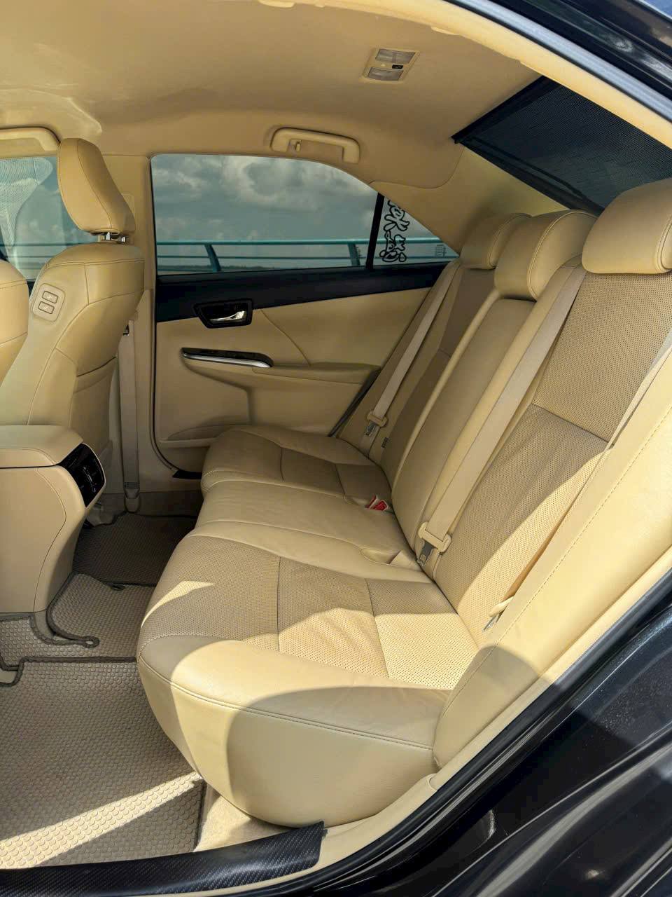 Toyota Camry độ treo khi nén bán hơn 600 triệu, chủ xe chia sẻ sẵn sàng thu mua lại và khẳng định: 'Đừng dạy người giàu cách ăn'- Ảnh 14.