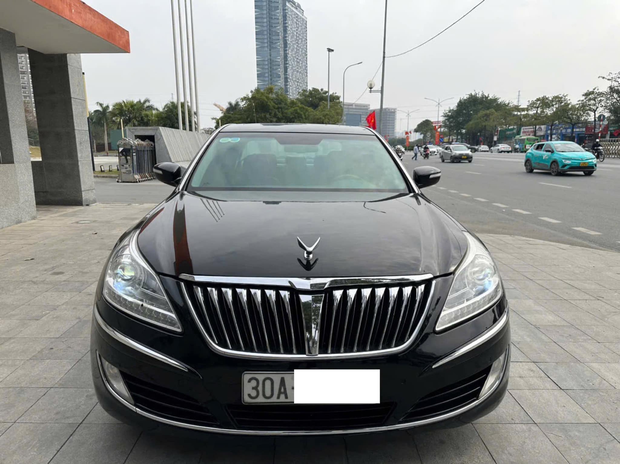 Xe sang Hyundai từng cạnh tranh 7-Series, S-Class rao bán chưa đến 700 triệu đồng sau 14 năm: Dùng máy V8, người bán vẫn khẳng định 'tiêu hao ít nhiên liệu'- Ảnh 5.