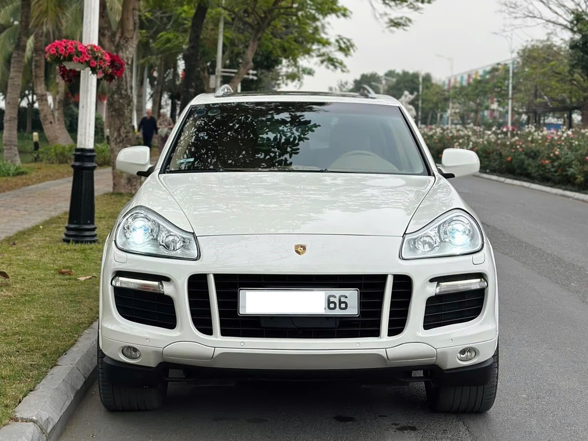 Sắm Porsche Cayenne GTS gần 600 triệu, chủ xe 33 tuổi chia sẻ: 'Mơ ước từ cấp 3, chấp nhận nuôi đắt, bán lỗ để thỏa đam mê'- Ảnh 5.