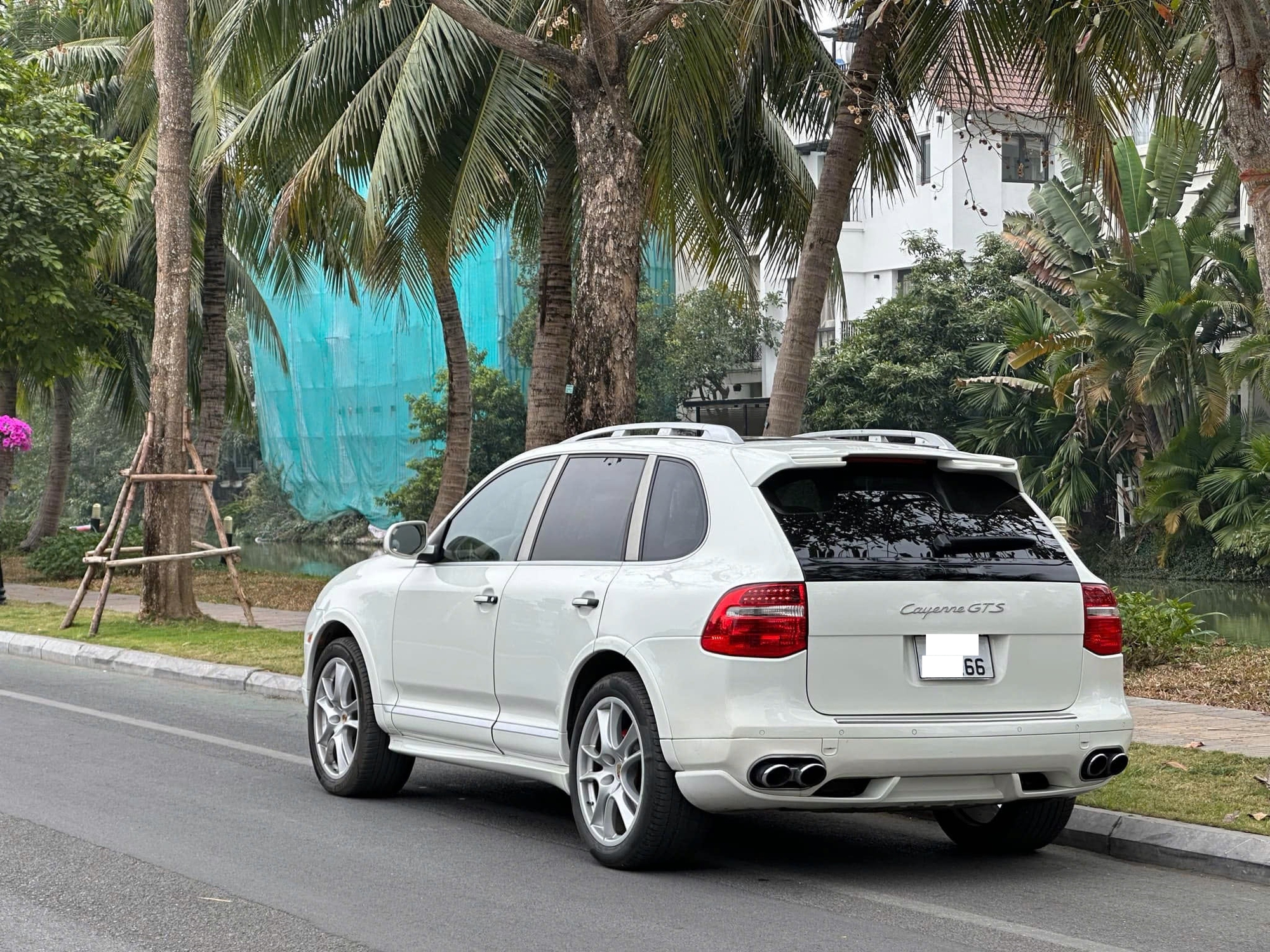 Sắm Porsche Cayenne GTS gần 600 triệu, chủ xe 33 tuổi chia sẻ: 'Mơ ước từ cấp 3, chấp nhận nuôi đắt, bán lỗ để thỏa đam mê'- Ảnh 10.