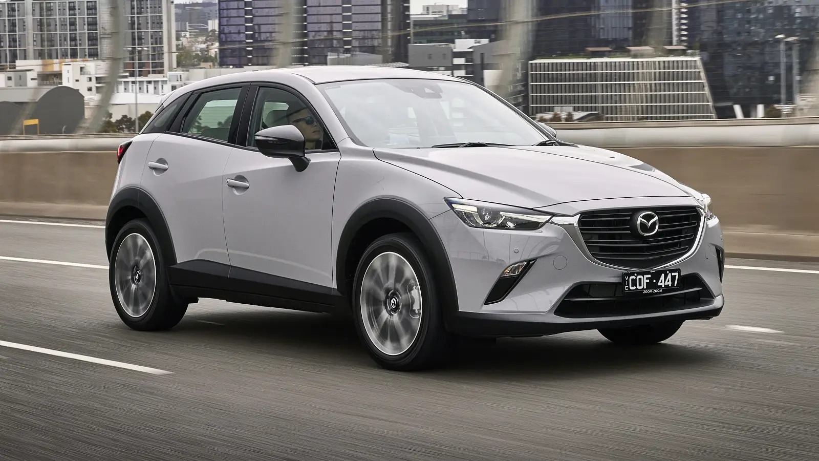 Mazda CX-3 sắp có thế hệ mới: Đấu Seltos, Creta bằng động cơ hybrid, ra mắt năm 2027- Ảnh 2.