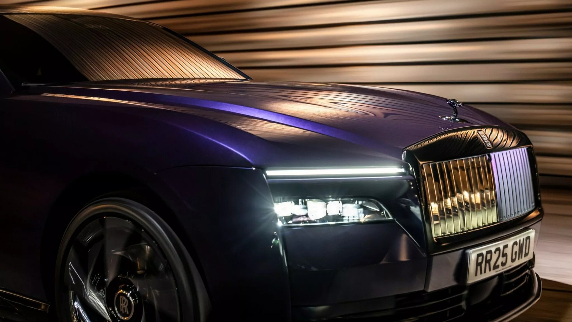 Rolls-Royce Spectre Blackbage ra mắt: Mạnh nhất lịch sử hãng, thêm nhiều chi tiết ‘độc’ cho đại gia thích khác biệt- Ảnh 8.