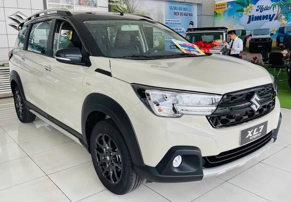 Suzuki XL7 hybrid giảm giá 55 triệu tại đại lý, đua với Xpander: Giá thực tế còn 545 triệu, rẻ hơn cả Avanza số sàn- Ảnh 4.