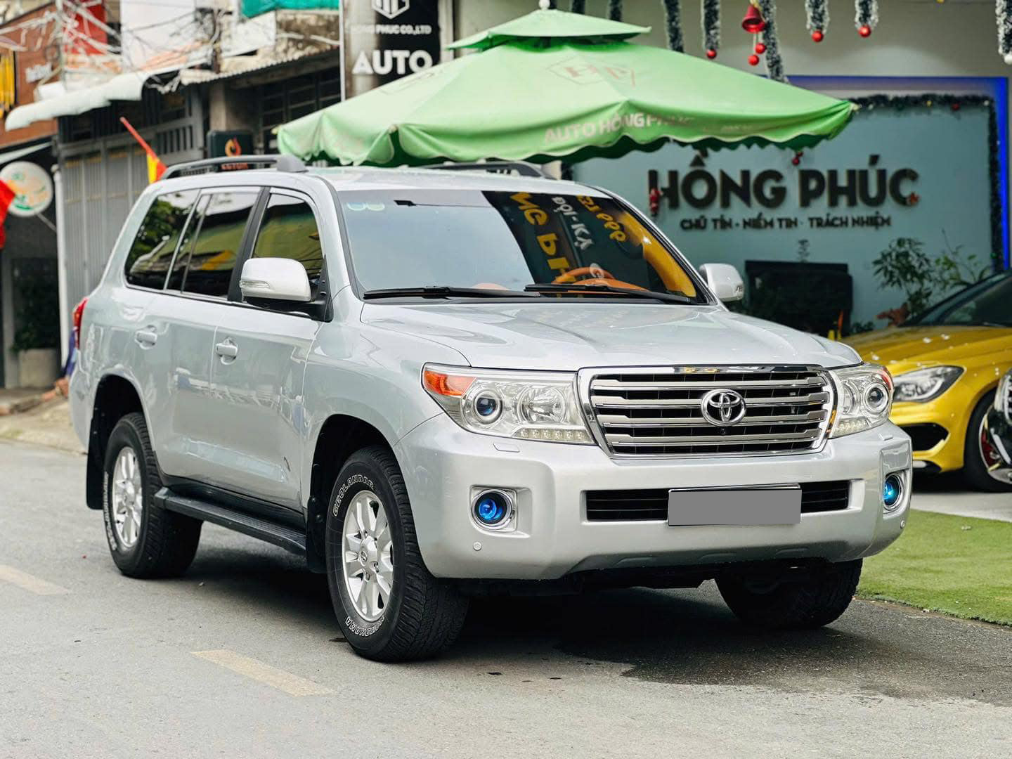 Rao Toyota Land Cruiser độ ghế thương gia kiểu Hermes giá gần 1,6 tỷ đồng, người bán tiết lộ: Đã được bảo dưỡng toàn bộ mất gần 800 triệu đồng- Ảnh 2.