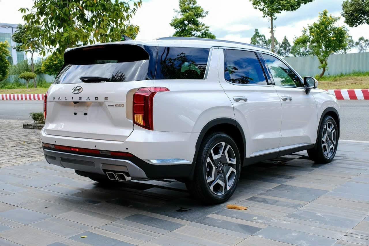 Hyundai Palisade giảm tới 100 triệu tại đại lý, bản cao nhất giờ rẻ ngang Kia Sorento phân khúc dưới- Ảnh 7.