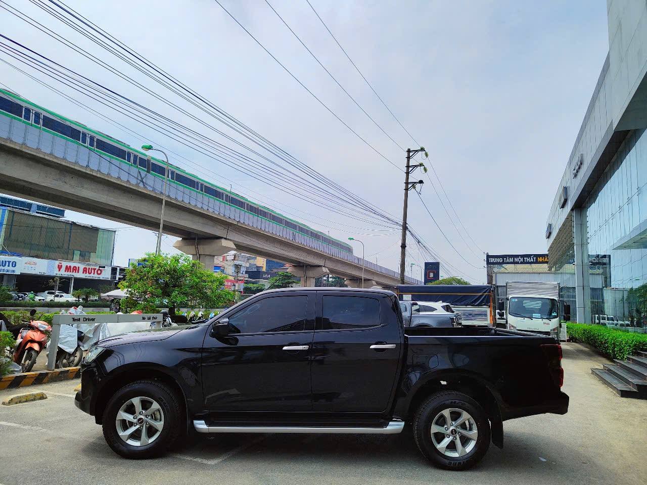 Isuzu D-Max giảm giá gần 90 triệu tại đại lý: Bản số sàn còn hơn 560 triệu, hợp dân ‘cày’ chở hàng, đi công trình- Ảnh 6.