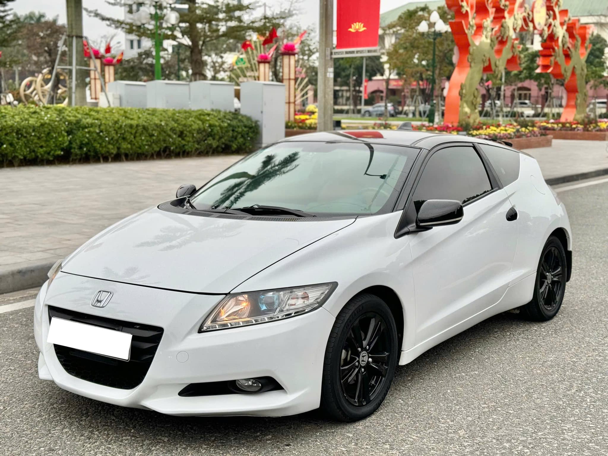 Rao Honda CR-Z giá 350 triệu, người bán khẳng định cả Việt Nam có 8 chiếc, 'ăn' xăng 4 lít/100km- Ảnh 2.