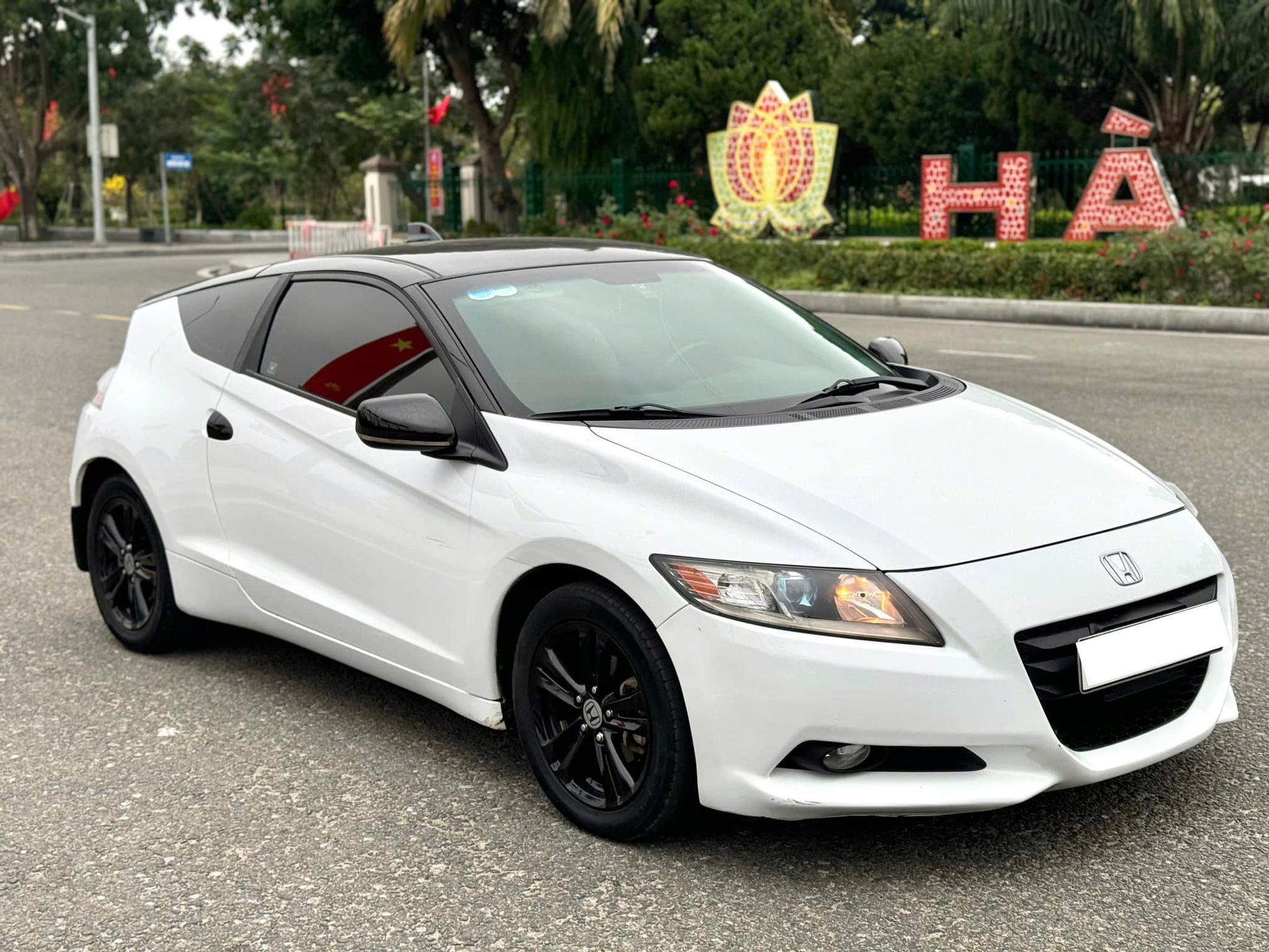 Rao Honda CR-Z giá 350 triệu, người bán khẳng định cả Việt Nam có 8 chiếc, 'ăn' xăng 4 lít/100km- Ảnh 4.