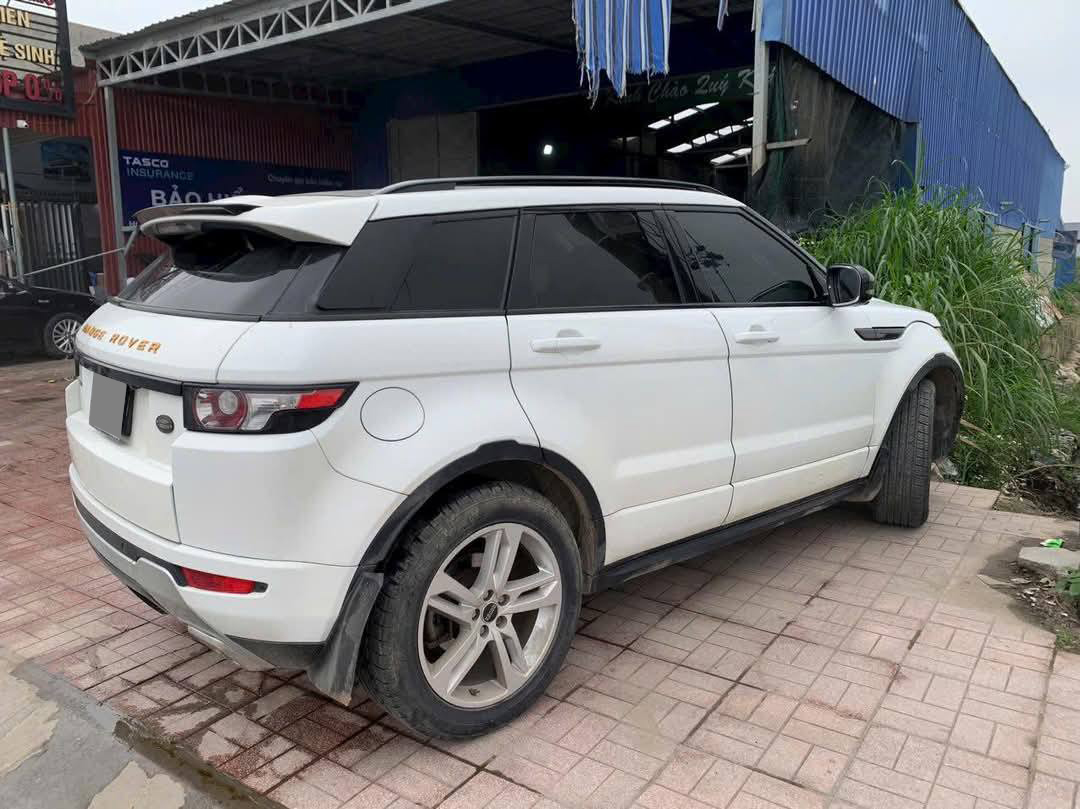 Chiếc Range Rover giá 530 triệu này sẽ khiến người dùng phải cân nhắc với CUV hạng A mua mới: Người bán khẳng định 'xăng ăn như ngửi'- Ảnh 5.