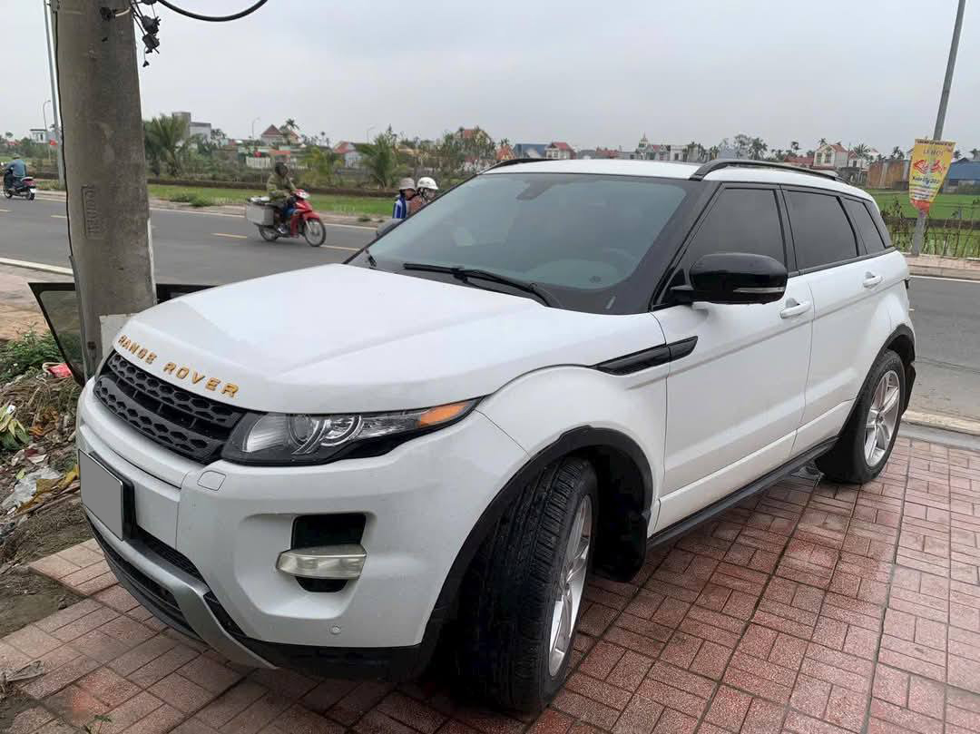 Chiếc Range Rover giá 530 triệu này sẽ khiến người dùng phải cân nhắc với CUV hạng A mua mới: Người bán khẳng định 'xăng ăn như ngửi'- Ảnh 2.