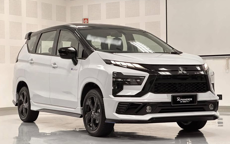 Ảnh thực tế Mitsubishi Xpander bản thể thao vừa ra mắt: Thêm bodykit, cánh gió, đổi hẳn cụm đèn trước/sau mới, dễ hot khi về Việt Nam- Ảnh 3.