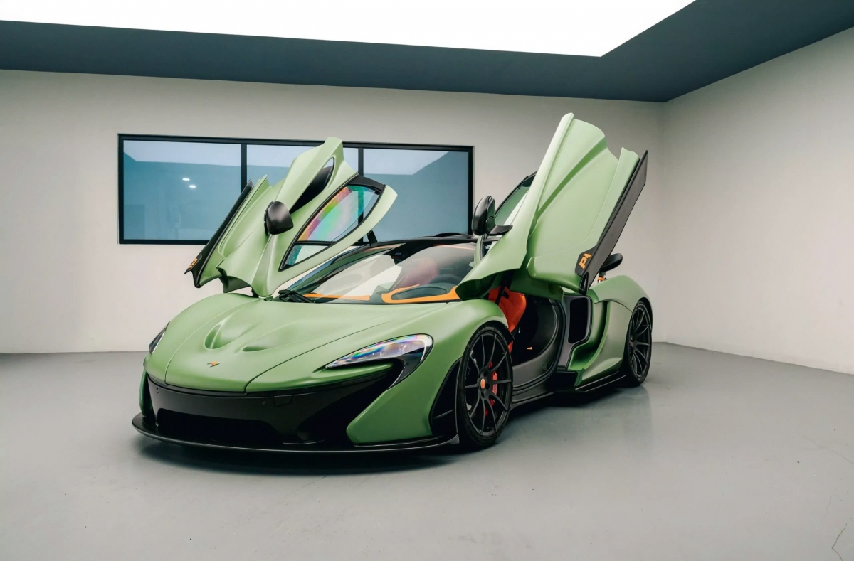 Bán đấu giá chiếc McLaren P1 duy nhất trên thế giới màu xanh lá cây Satin Camo- Ảnh 4.