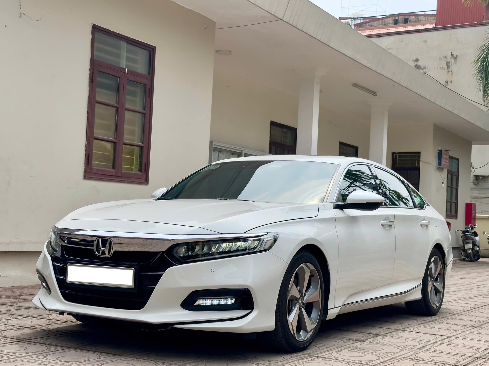 Rao Honda Accord 2019 rẻ hơn thị trường cả trăm triệu đồng, người bán thật thà giải thích khiến CĐM khen ngợi- Ảnh 2.