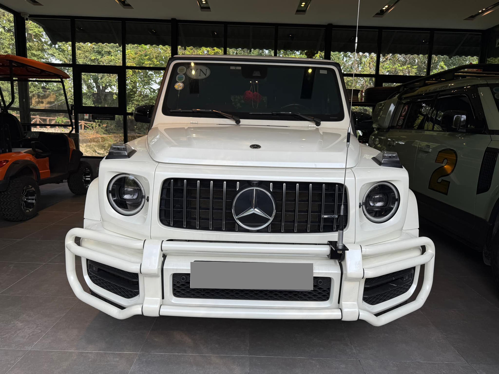 Dân chơi 9x chuyên lái xe xuyên lục địa rao bán Mercedes-AMG G 63: Có 'option' duy nhất tại Việt Nam, muốn mua phải có chứng chỉ- Ảnh 6.