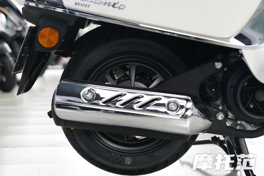 Suzuki âm thầm ra mắt mẫu xe tay ga 125cc đẹp hơn nhiều các đối thủ đến từ Honda hay Yamaha mà giá chỉ hơn 35 triệu đồng- Ảnh 8. Suzuki âm thầm ra mắt mẫu xe tay ga 125cc đẹp hơn nhiều các đối thủ đến từ Honda hay Yamaha mà giá chỉ hơn 35 triệu đồng- Ảnh 8.