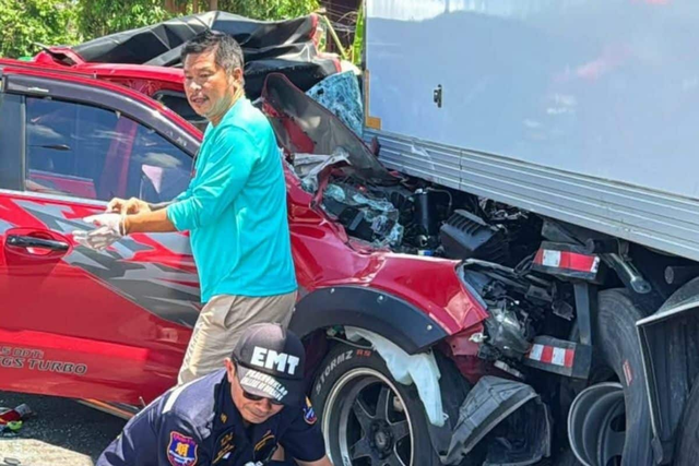 Cả gia đình đi ô tô gặp nạn rồi tử vong, nhìn thành viên duy nhất còn sống sót khiến ai cũng ái ngại- Ảnh 1.