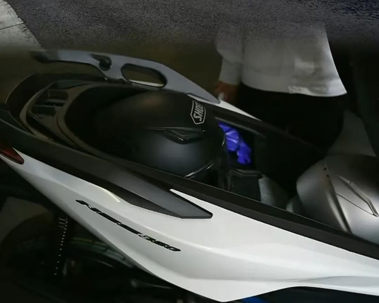 Honda cho ra mắt mẫu xe tay ga cao cấp hơn cả Honda SH, được trang bị nhiều tính năng 'khủng' với động cơ siêu mạnh- Ảnh 8.