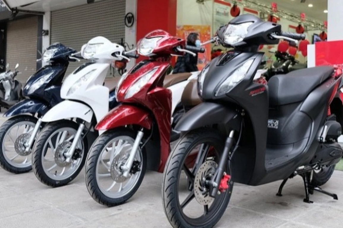 Giá xe máy Honda giảm mạnh dịp 30/4 - 1/5: SH, Vision về dưới mức đề xuất, một mẫu giảm đến 18 triệu đồng- Ảnh 1. Giá xe máy Honda giảm mạnh dịp 30/4 - 1/5: SH, Vision về dưới mức đề xuất, một mẫu giảm đến 18 triệu đồng- Ảnh 1.
