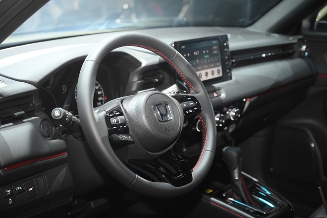Cùng giá khoảng 700 triệu chọn Honda HR-V ‘base’ hay Mitsubishi Xforce ‘full option’, bảng này cho thấy sự khác biệt lớn về trang bị- Ảnh 7.