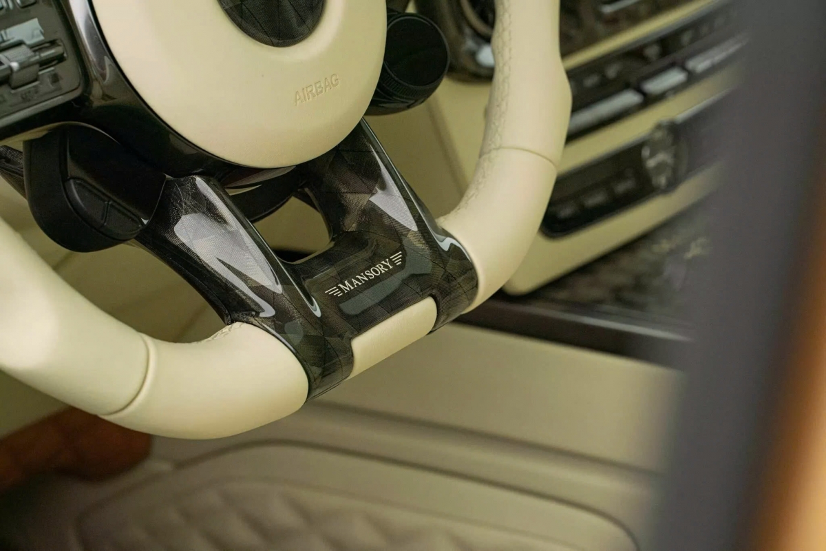 Chiêm ngưỡng chiếc Mercedes-AMG G 63 độ Mansory Chiêm ngưỡng chiếc Mercedes-AMG G 63 độ Mansory