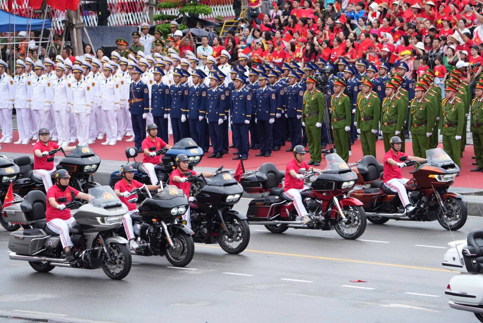 Cận cảnh dàn 