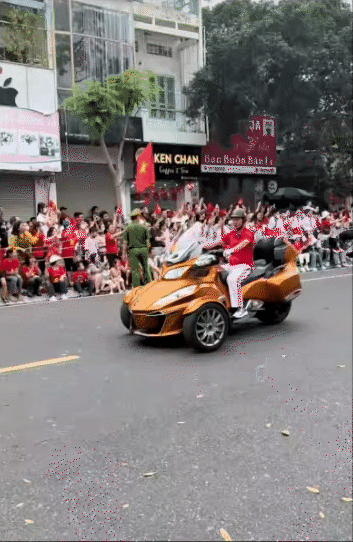 Cận cảnh dàn 